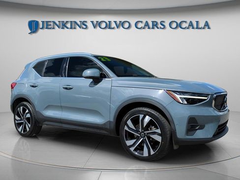 Used 2023 Volvo XC40 B5 Plus w/ Protection Package Premier AWD/4WD image 1