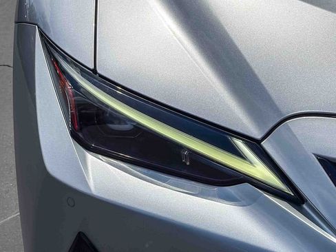 Used 2022 Lexus IS 350 F Sport w/ Navigation Package RWD image 4