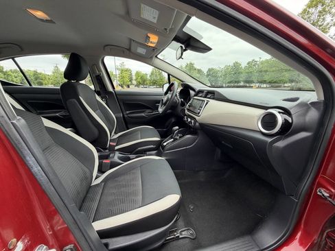 Used 2020 Nissan Versa SV FWD image 15