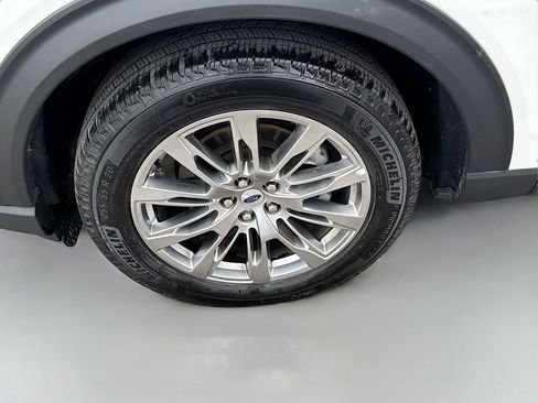 Used 2025 Ford Explorer Active w/ Active Comfort Package image 20