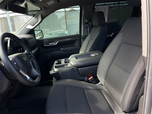 Used 2023 Chevrolet Silverado 1500 LT Trail Boss w/ Protection Package image 10