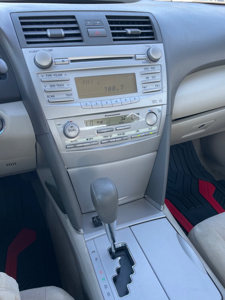 Used 2010 Toyota Camry Hybrid FWD image 13