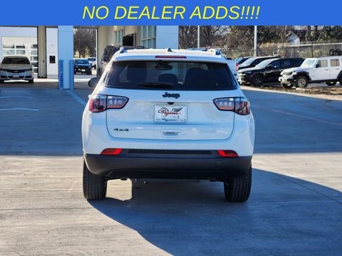 New 2026 Jeep Compass Latitude AWD/4WD image 8