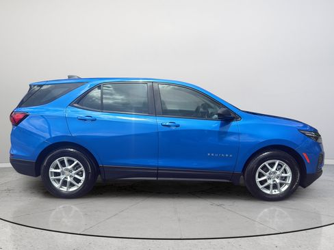 Certified 2024 Chevrolet Equinox LS w/ Driver Confidence II Package FWD image 6