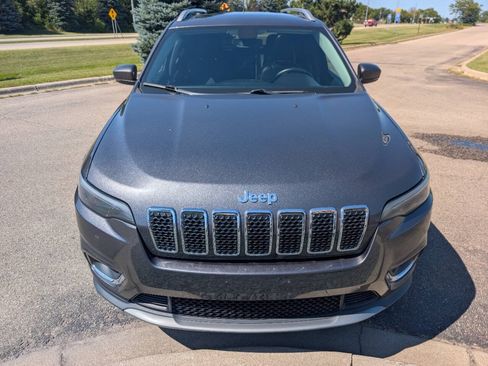 Used 2019 Jeep Cherokee Limited AWD/4WD image 4
