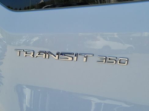 Used 2023 Ford Transit 350 XLT RWD image 9