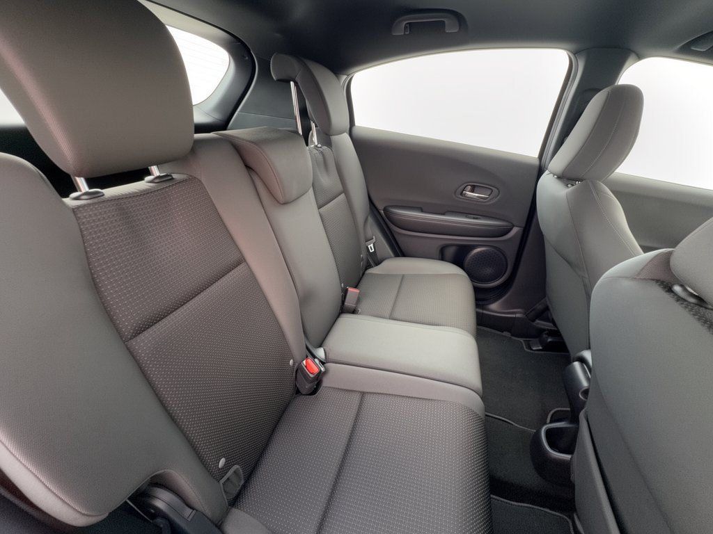 Used 2020 Honda HR-V Sport image 29