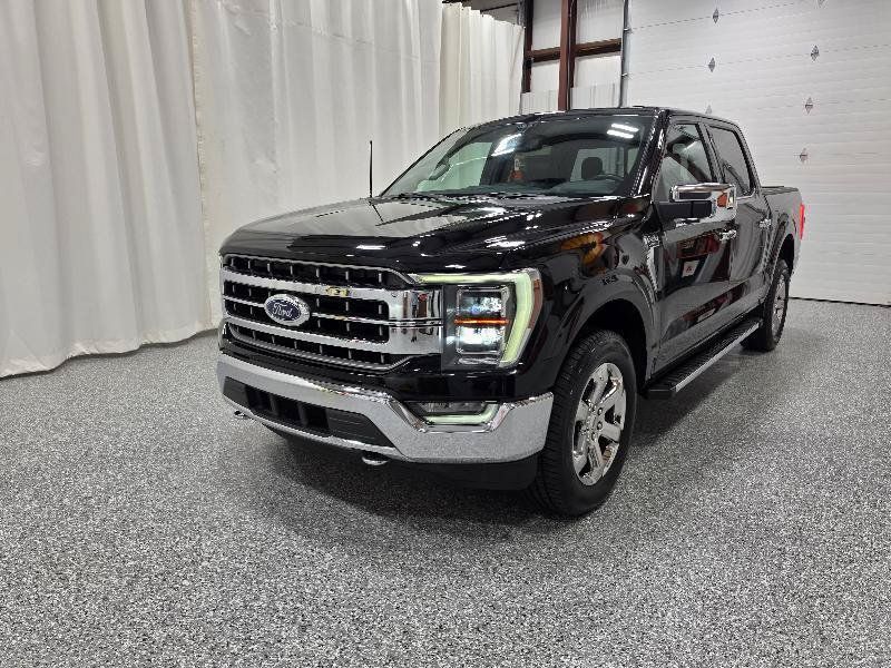 Used 2021 Ford F150 Lariat w/ Equipment Group 502A High AWD/4WD image 4