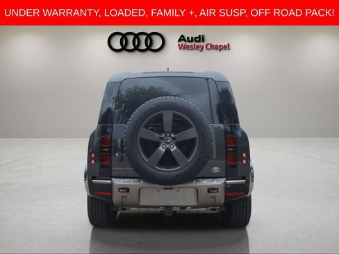 Used 2023 Land Rover Defender 110 X-Dynamic SE AWD/4WD image 4