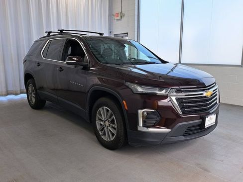 Used 2022 Chevrolet Traverse LT FWD image 4