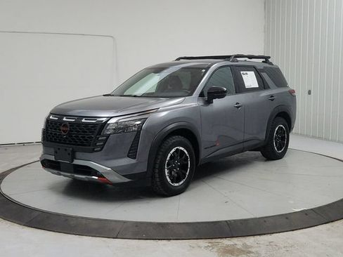 Used 2026 Nissan Pathfinder Rock Creek AWD/4WD image 4