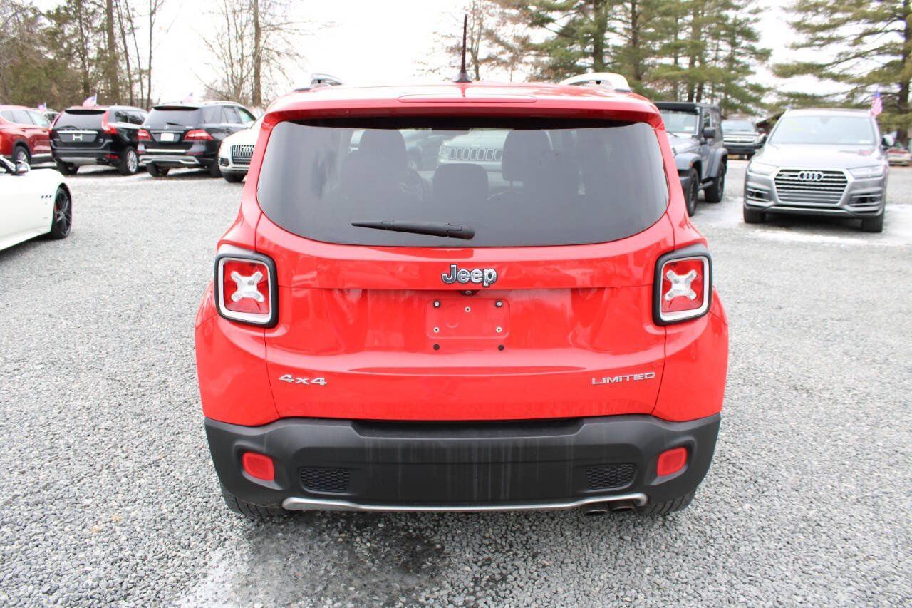 Used 2017 Jeep Renegade Limited AWD/4WD image 8