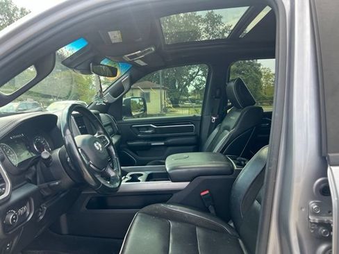 Used 2022 RAM 1500 Laramie w/ Sport Appearance Package AWD/4WD image 5