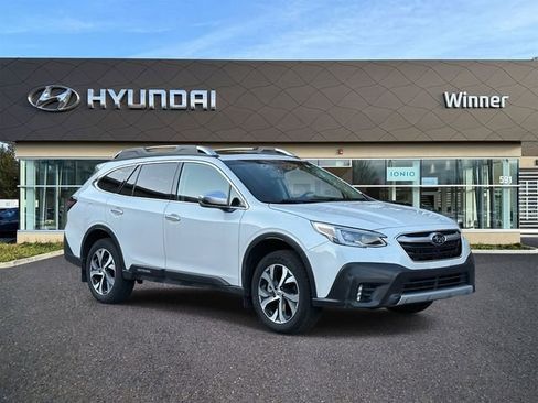 Used 2022 Subaru Outback Touring image 5