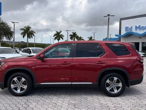 Used 2024 Honda Pilot EX-L image 3