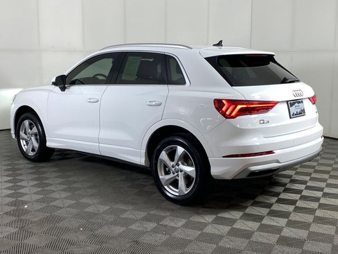Used 2020 Audi Q3 2.0T Premium Plus w/ Premium Plus Package image 3