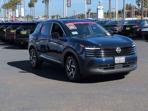 Certified 2026 Nissan Kicks SV image 2