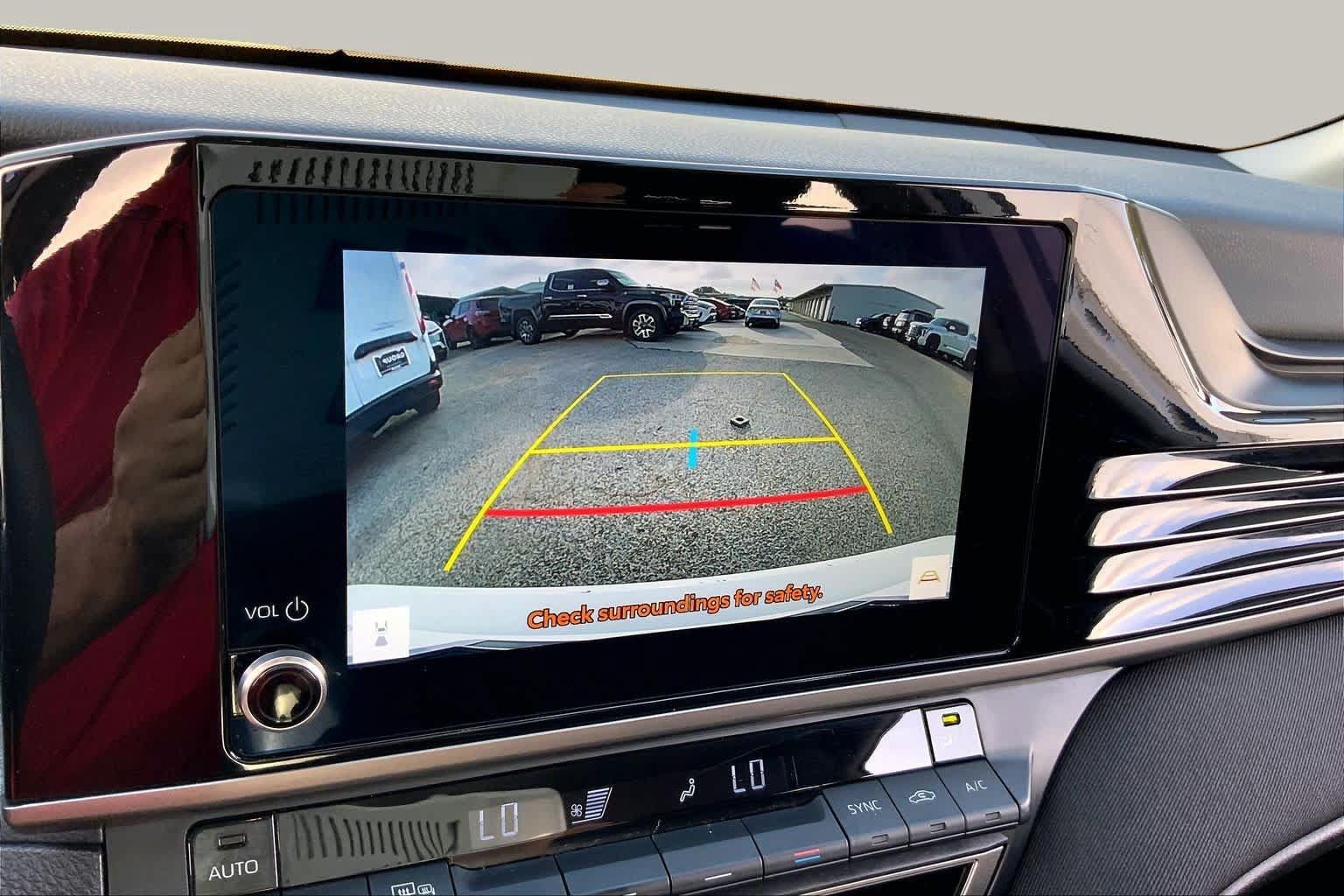 Used 2025 Toyota Camry LE FWD image 26