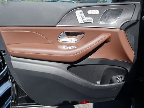 Certified 2025 Mercedes-Benz GLE 450e 4MATIC image 18