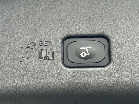 New 2026 Lincoln Nautilus Premier w/ Equipment Group 102A image 19