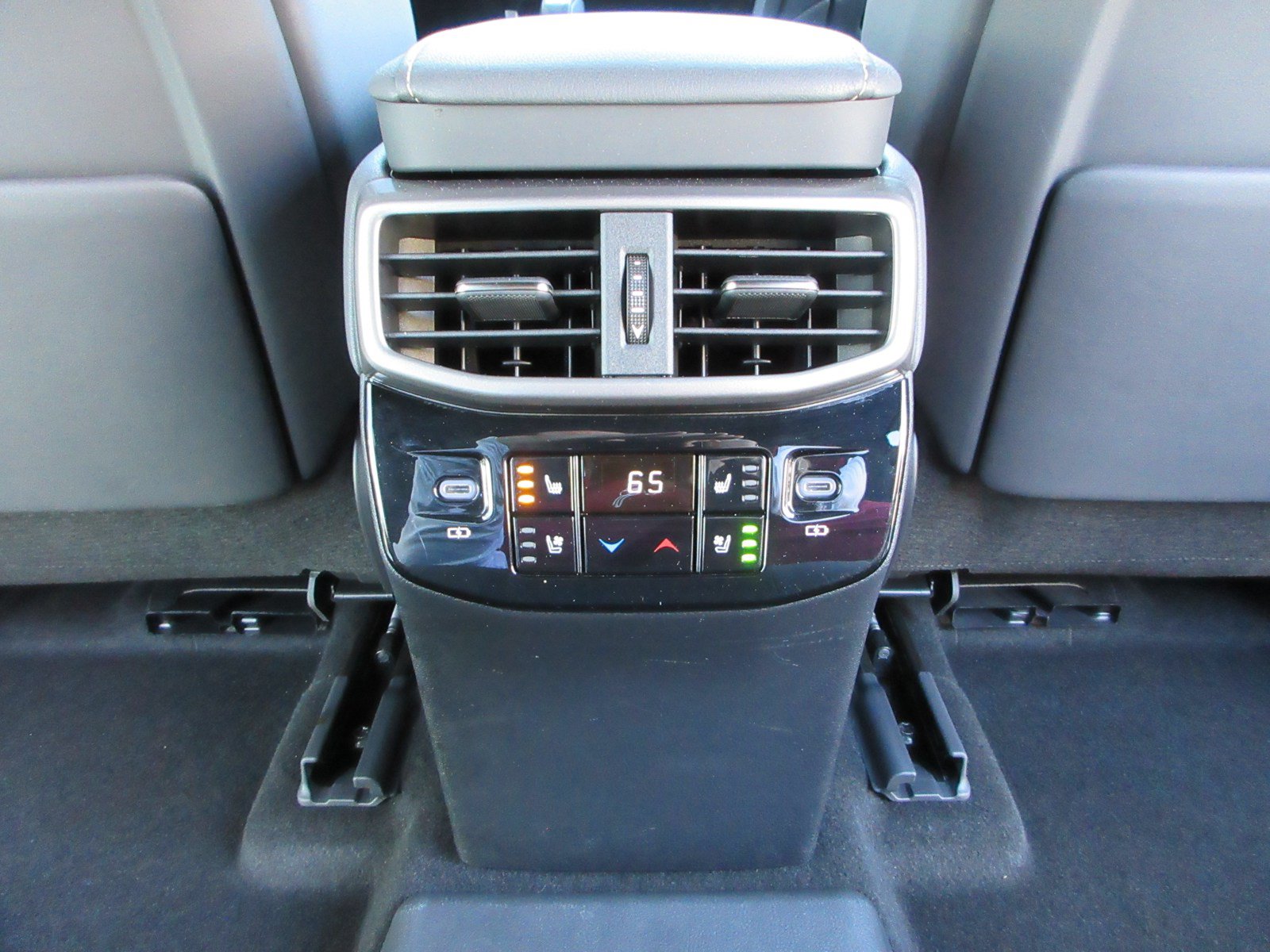Used 2026 Lexus RX 450h AWD w/ Convenience Package image 22