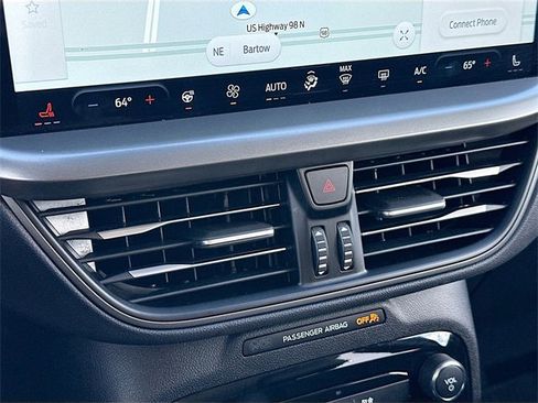 Used 2025 Ford Escape SE image 16