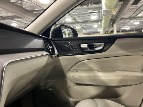 Certified 2023 Volvo S60 T8 Plus w/ Climate Package AWD/4WD image 20