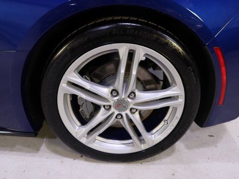 Used 2017 Chevrolet Corvette Stingray Coupe w/ 1LT image 29