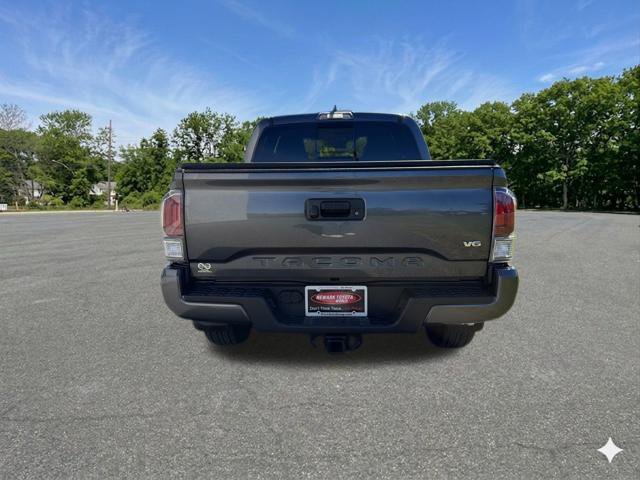 Used 2023 Toyota Tacoma TRD Sport AWD/4WD image 7