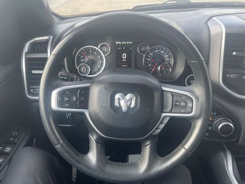 Used 2023 RAM 1500 Big Horn AWD/4WD image 18