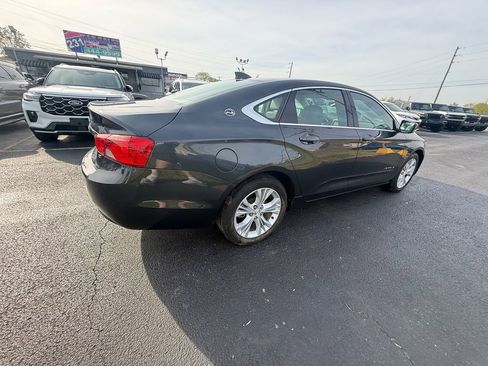 Used 2015 Chevrolet Impala LT w/ Convenience Package image 3
