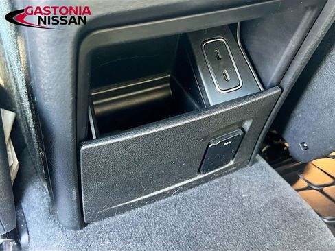 Used 2023 Mercedes-Benz GLE 350 4MATIC image 34