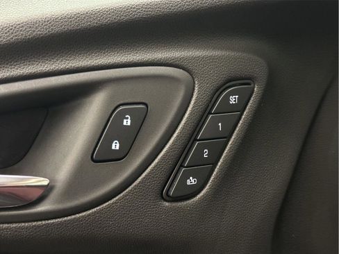 Used 2023 Buick Encore GX Essence w/ Experience Buick Package image 35