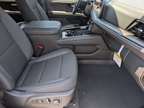 New 2026 Chevrolet Tahoe LS RWD image 12