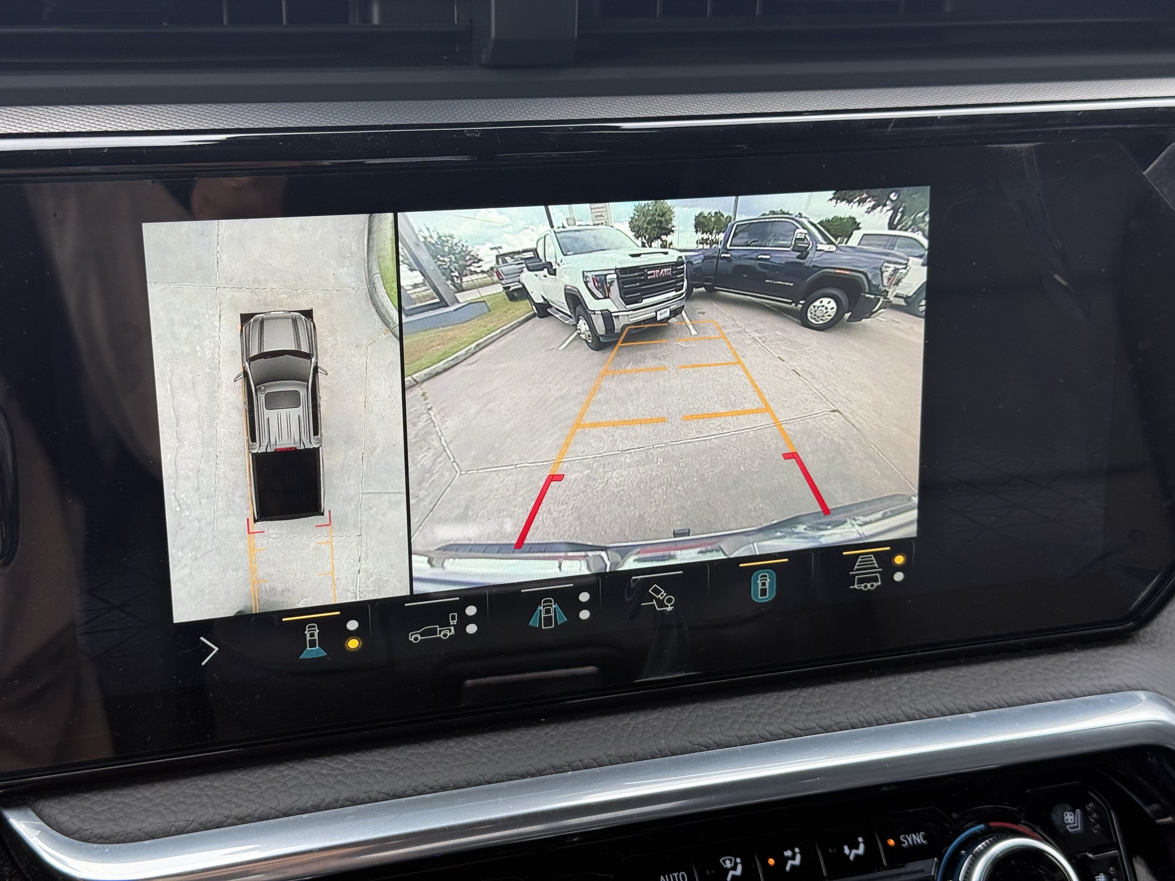Used 2022 GMC Sierra 1500 Denali w/ Technology Package AWD/4WD image 18