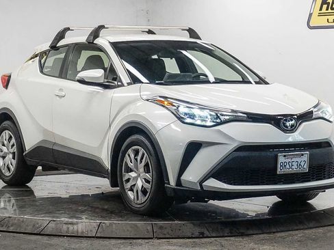 Used 2020 Toyota C-HR LE FWD image 5