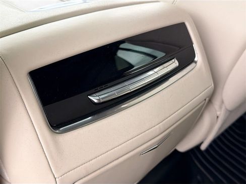 Used 2024 Cadillac Escalade Sport Platinum image 28