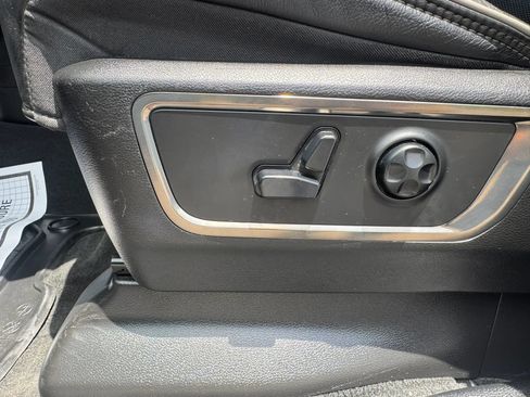 Used 2021 RAM 1500 Limited AWD/4WD image 25