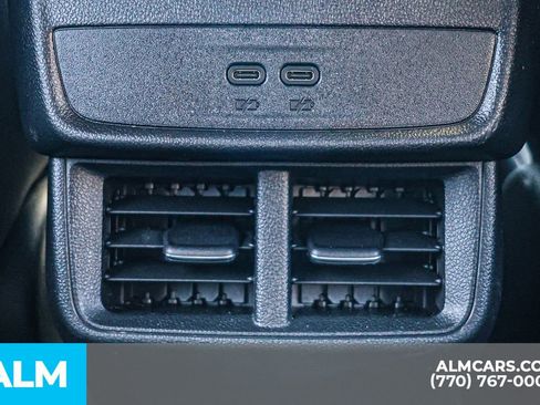 Used 2025 Chevrolet Equinox LT image 53