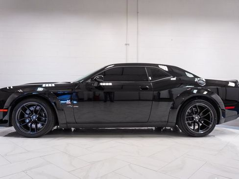 Used 2022 Dodge Challenger R/T Scat Pack RWD image 28