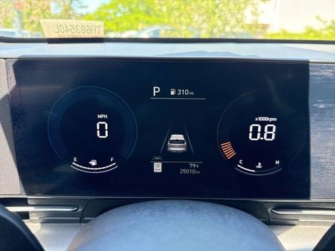 Used 2024 Hyundai Kona SEL AWD/4WD image 8