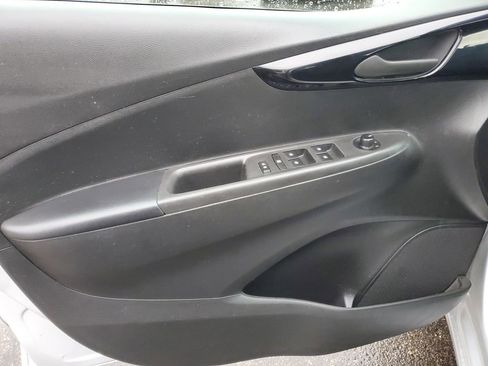 Used 2020 Chevrolet Spark LT image 19