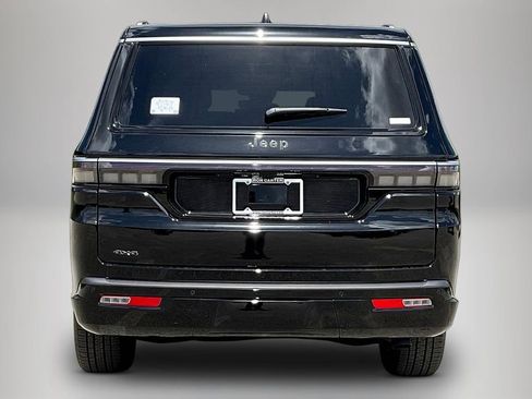 New 2026 Jeep Grand Wagoneer L 4WD w/ Premium Group I image 3