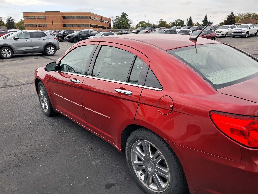 Used 2008 Chrysler Sebring Limited w/ Luxury Group FWD image 8