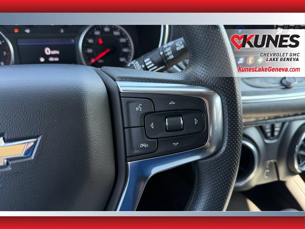 Used 2025 Chevrolet Blazer LT AWD/4WD image 15