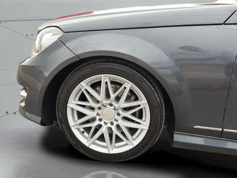 Used 2014 Mercedes-Benz C 300 4MATIC Sedan image 30