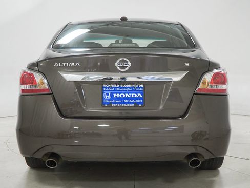 Used 2015 Nissan Altima 2.5 S w/ Power Driver Seat Package FWD image 9