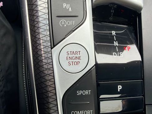 Used 2025 BMW 330i xDrive 330i xDrive w/ Convenience Package image 31