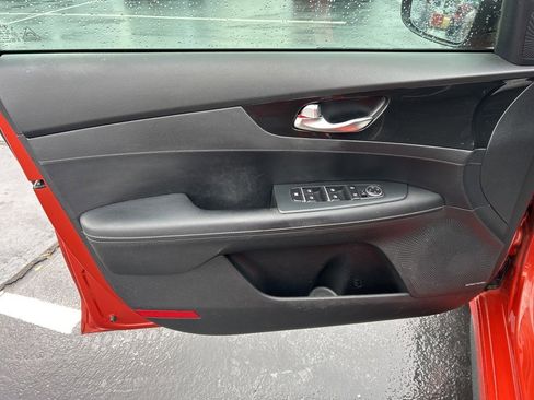 Used 2021 Kia Forte GT-Line w/ GT-Line Premium Package image 3