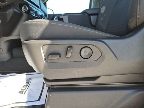 Certified 2025 Chevrolet Silverado 1500 LT image 16